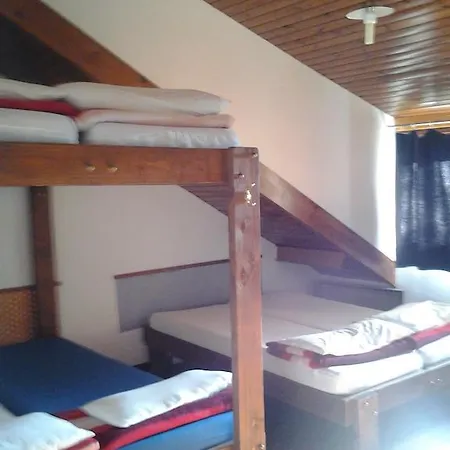 Refugi Casa Tacita Hostel